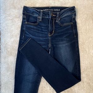 American eagle skinny jeans size 2.